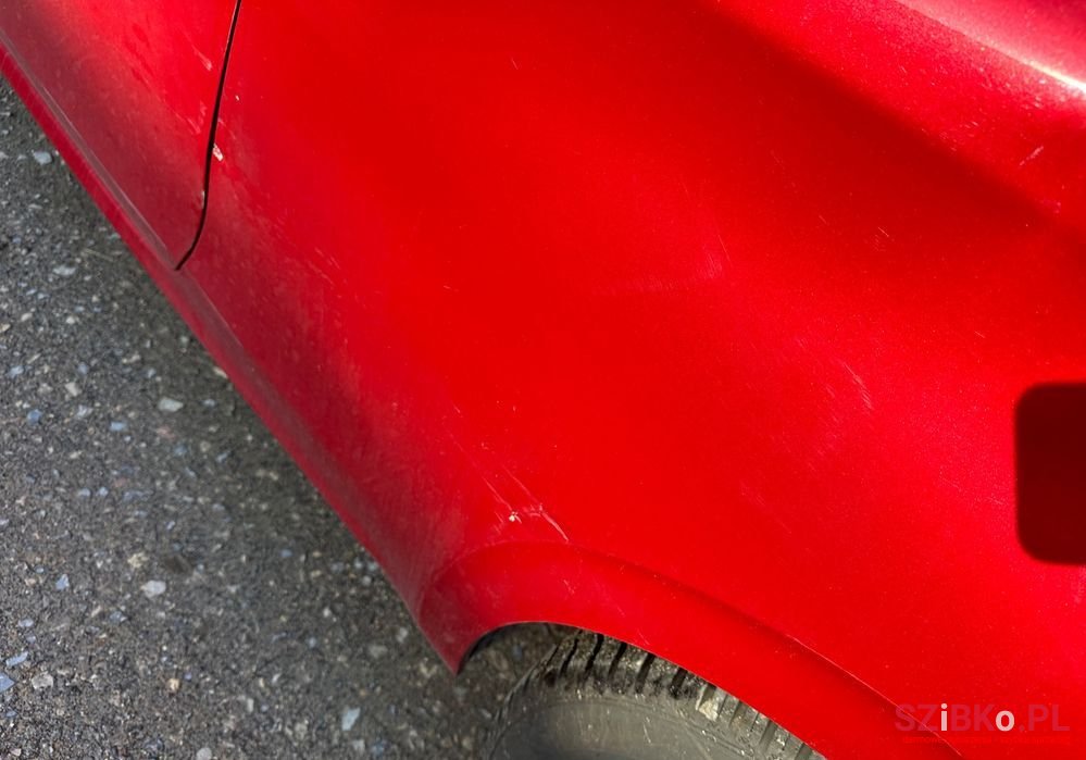 2013' Peugeot 208 photo #6