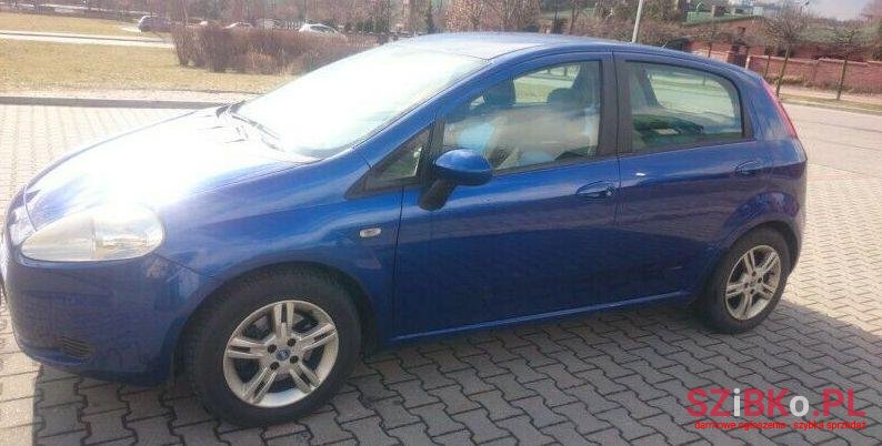 2006' Fiat Punto photo #1