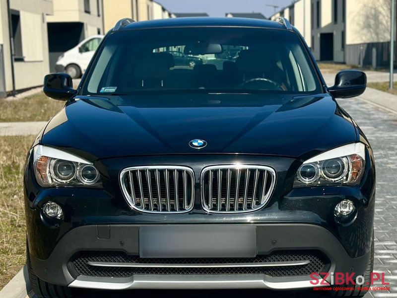 2010' BMW X1 Xdrive23D photo #2
