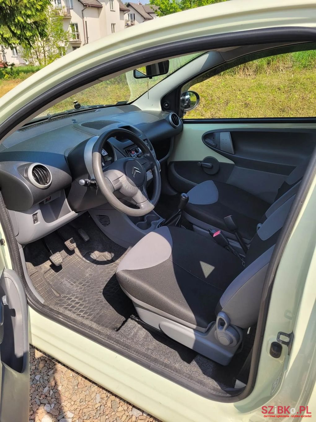 2009' Citroen C1 photo #5