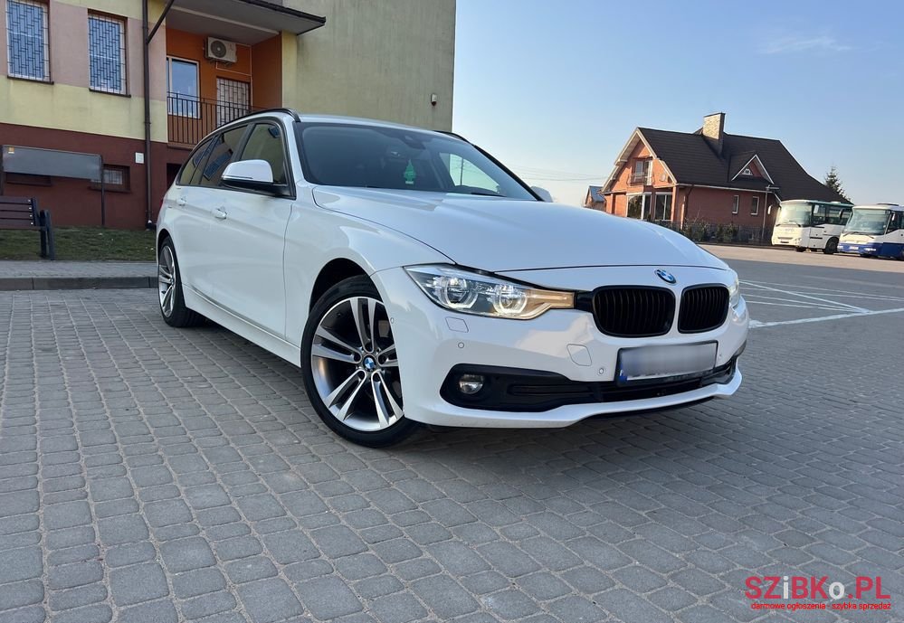 2019' BMW 3 Series 320D photo #1