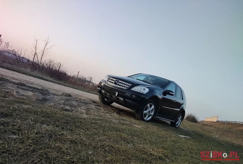 2007' Mercedes-Benz Ml photo #1