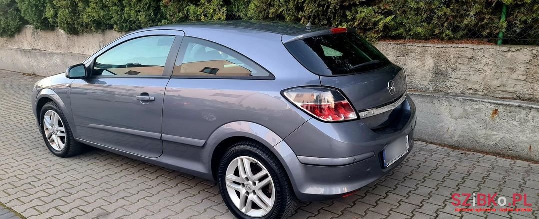 2006' Opel Astra photo #3