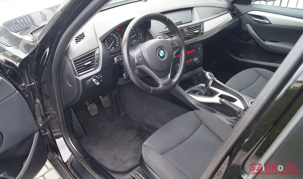 2015' BMW X1 Sdrive18I photo #6