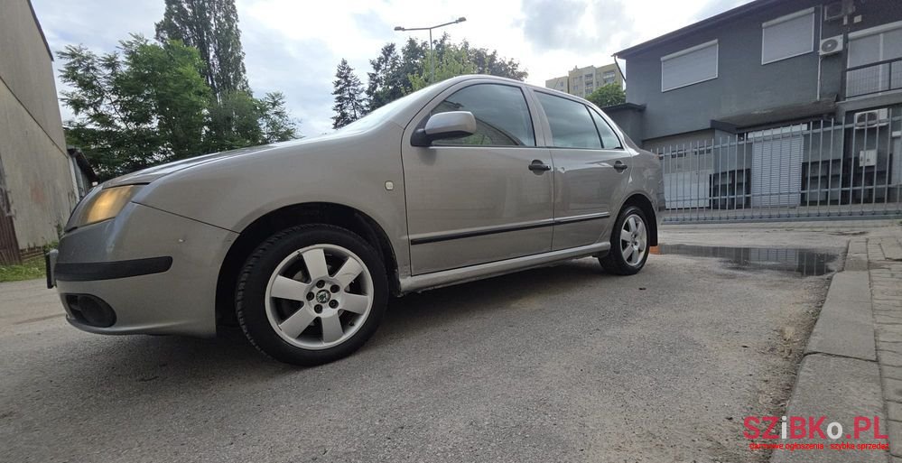 2007' Skoda Fabia photo #2