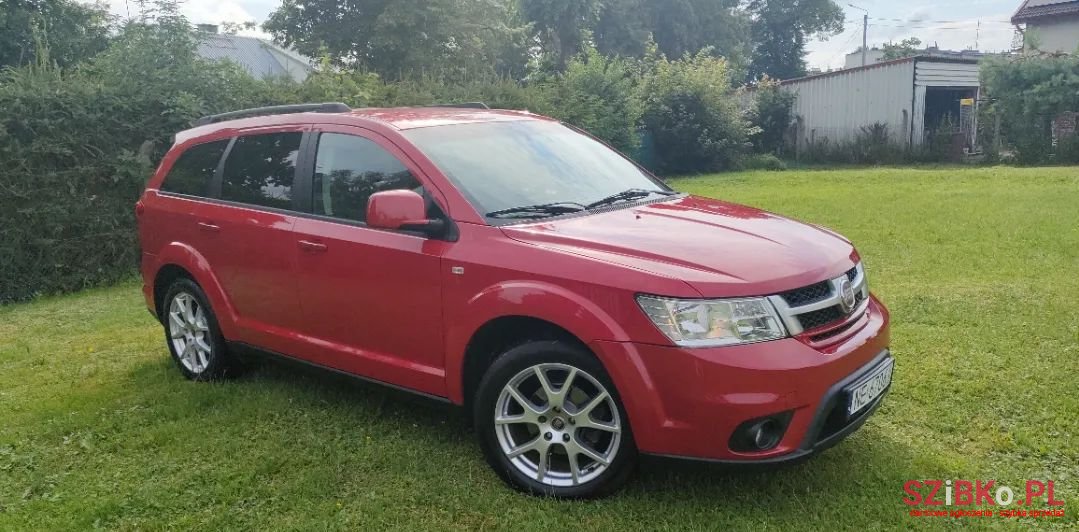 2012' Fiat Freemont photo #5