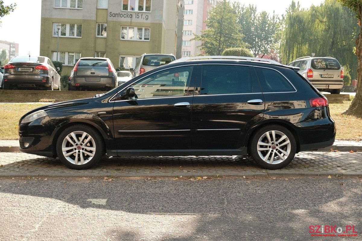 2009' Fiat Croma photo #6