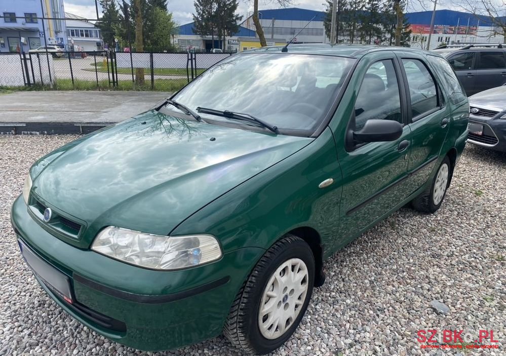 2003' Fiat Palio Weekend photo #1