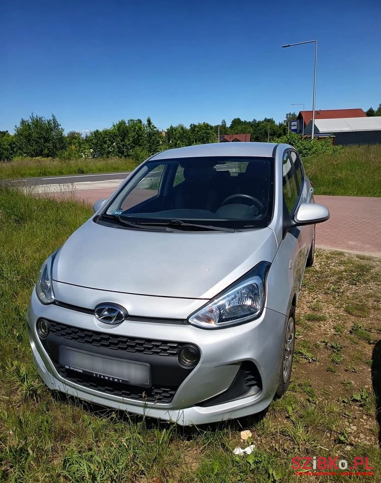 2017' Hyundai i10 1.0 Access photo #2