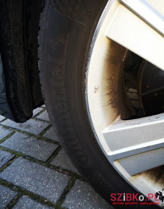 2009' Subaru Legacy photo #3