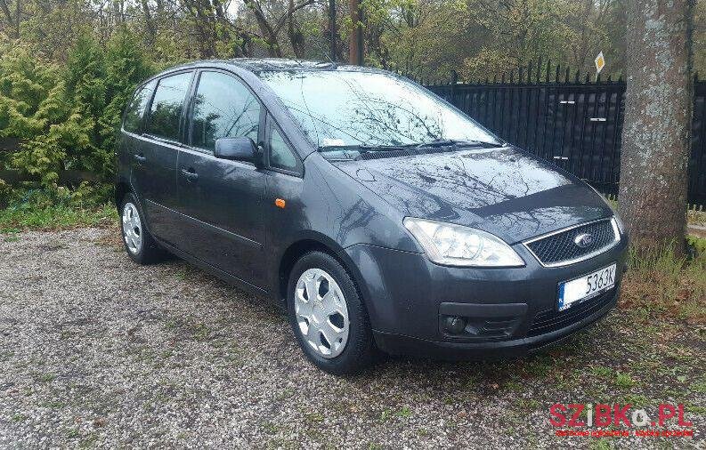 2005' Ford Focus photo #1