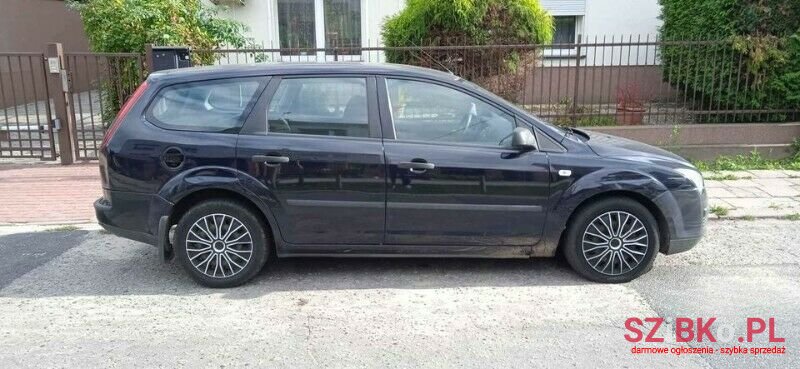 2005' Ford Focus photo #4