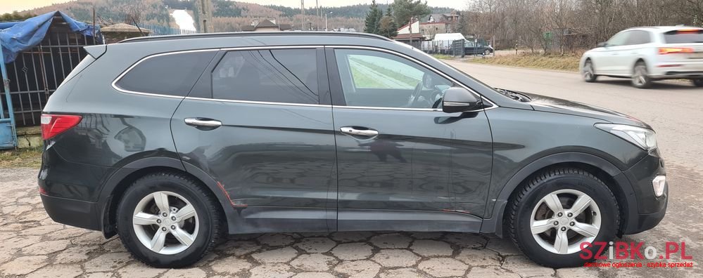 2014' Hyundai Grand Santa Fe photo #5