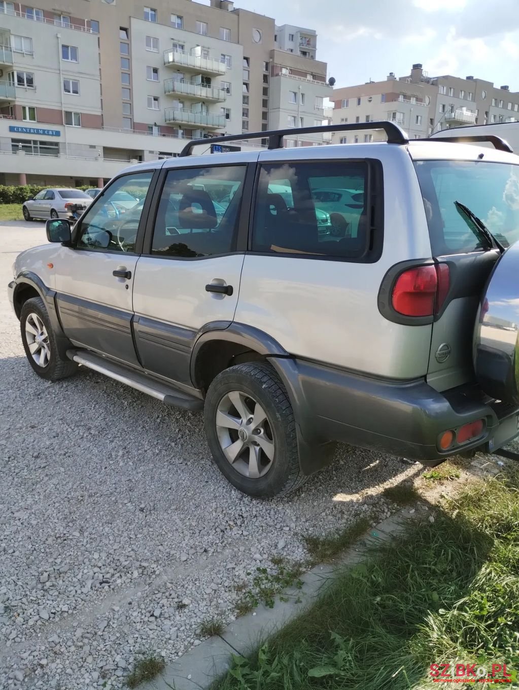 2004' Nissan Terrano photo #2