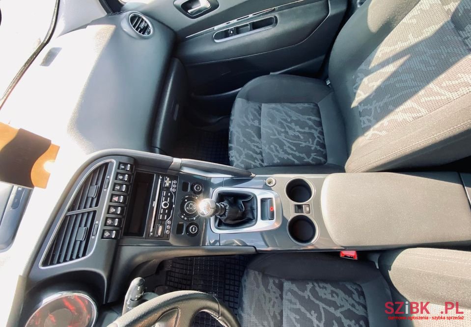 2010' Peugeot 3008 photo #5