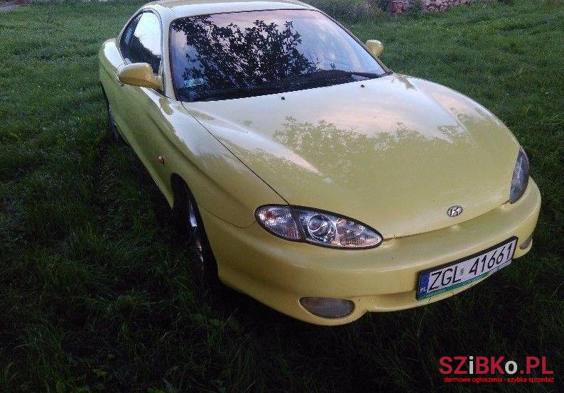 1999' Hyundai Coupe photo #1