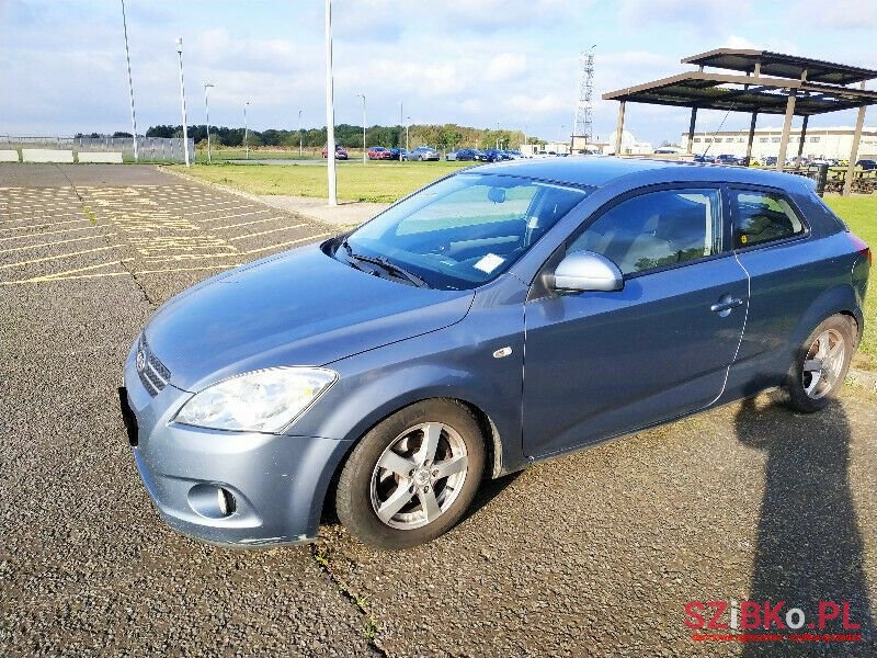 2008' Kia Pro Сeed photo #3