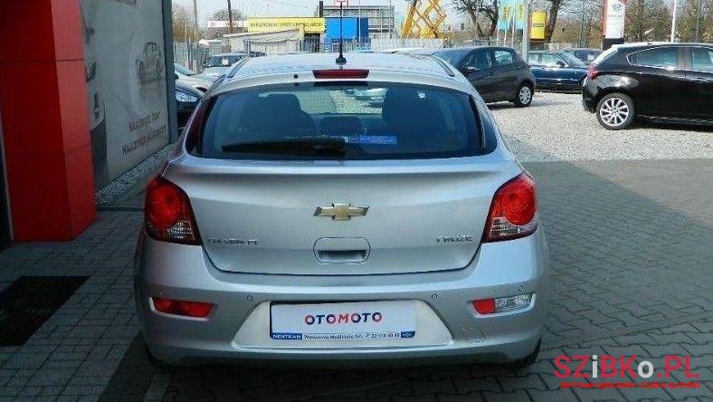 2012' Chevrolet Cruze photo #3