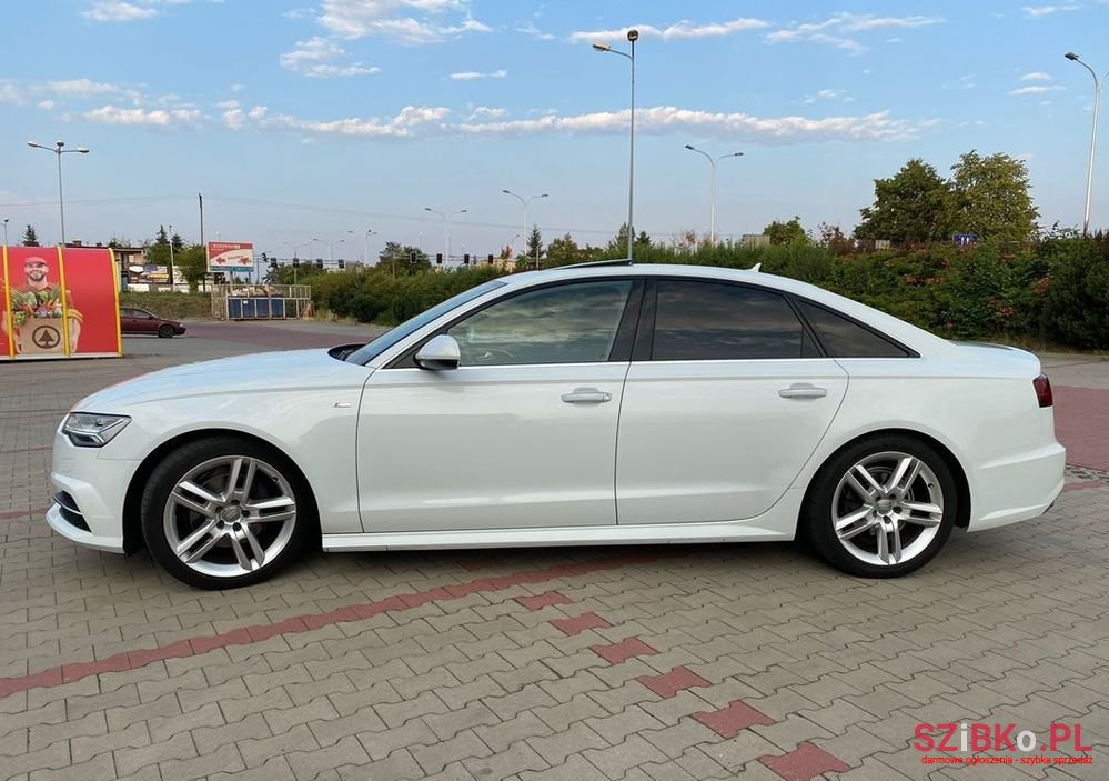 2016' Audi A6 S Tronic photo #4