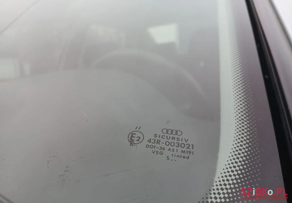 1995' Audi A4 photo #2