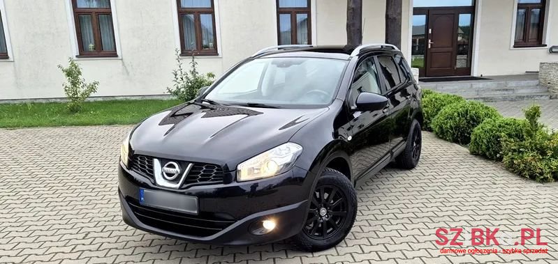 2010' Nissan Qashqai 2.0 Tekna photo #1