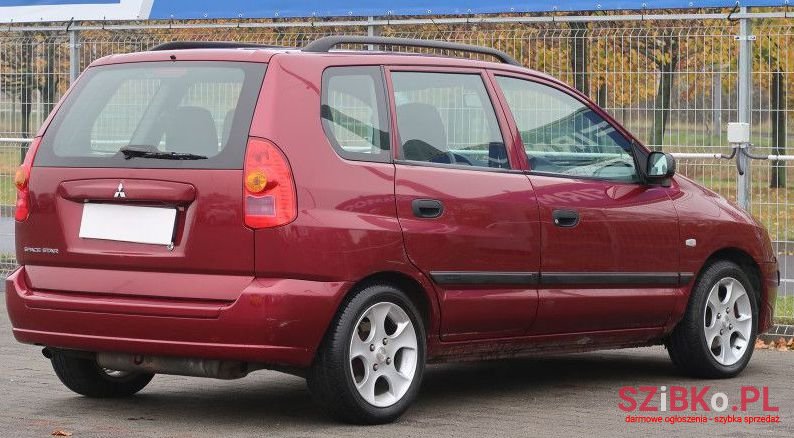 2003' Mitsubishi Space Star photo #4