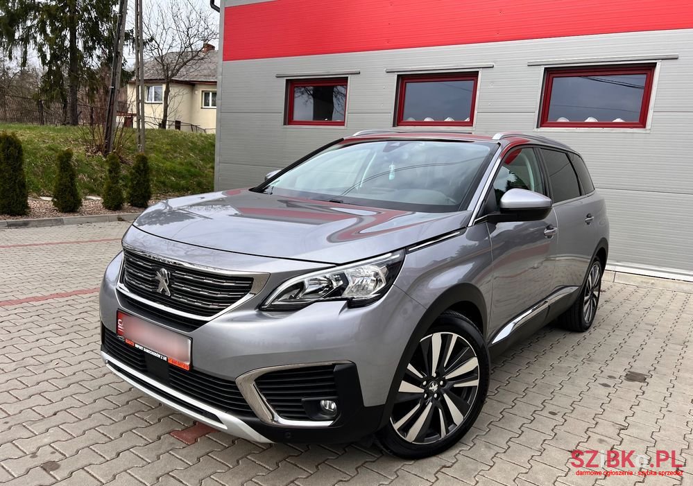 2018' Peugeot 5008 photo #1