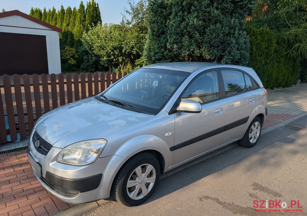 2006' Kia Rio 1.5 Crdi Comfort photo #2