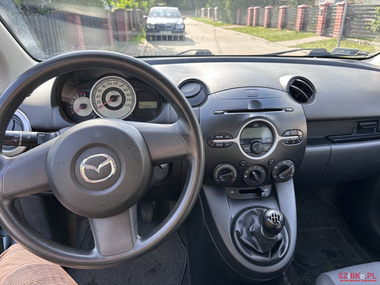 2009' Mazda 2 photo #4