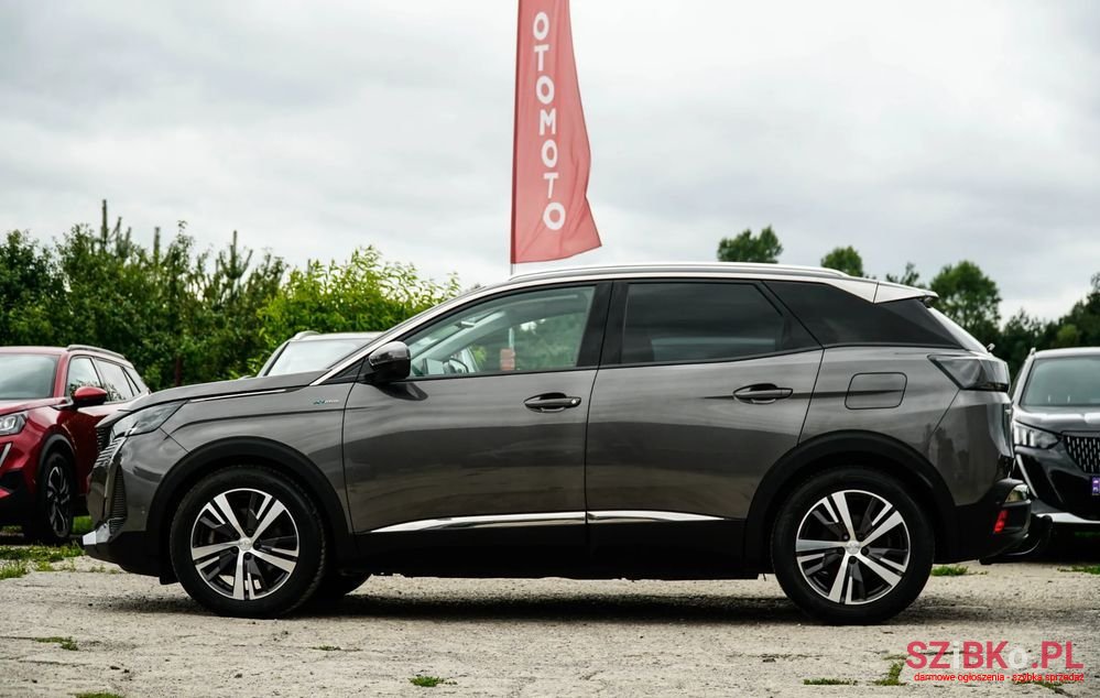 2021' Peugeot 3008 225 E-Eat8 Allure photo #2