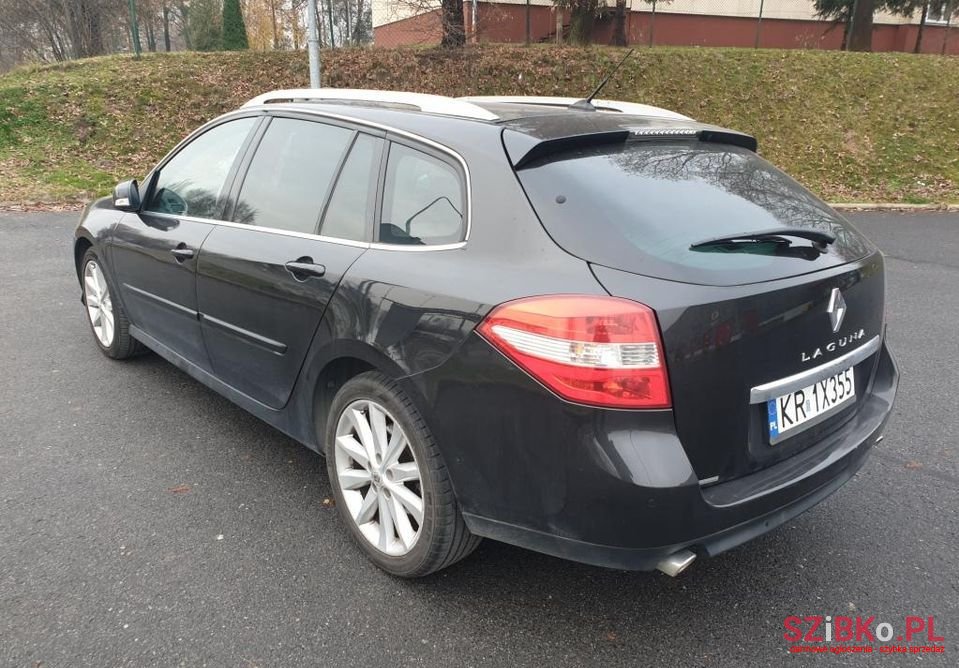 2008' Renault Laguna photo #6