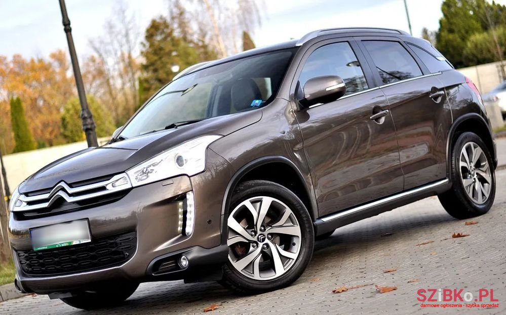 2012' Citroen C4 Aircross photo #1