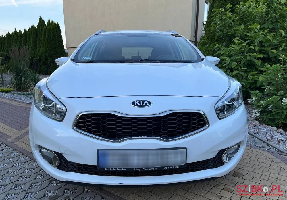 2014' Kia Ceed photo #2