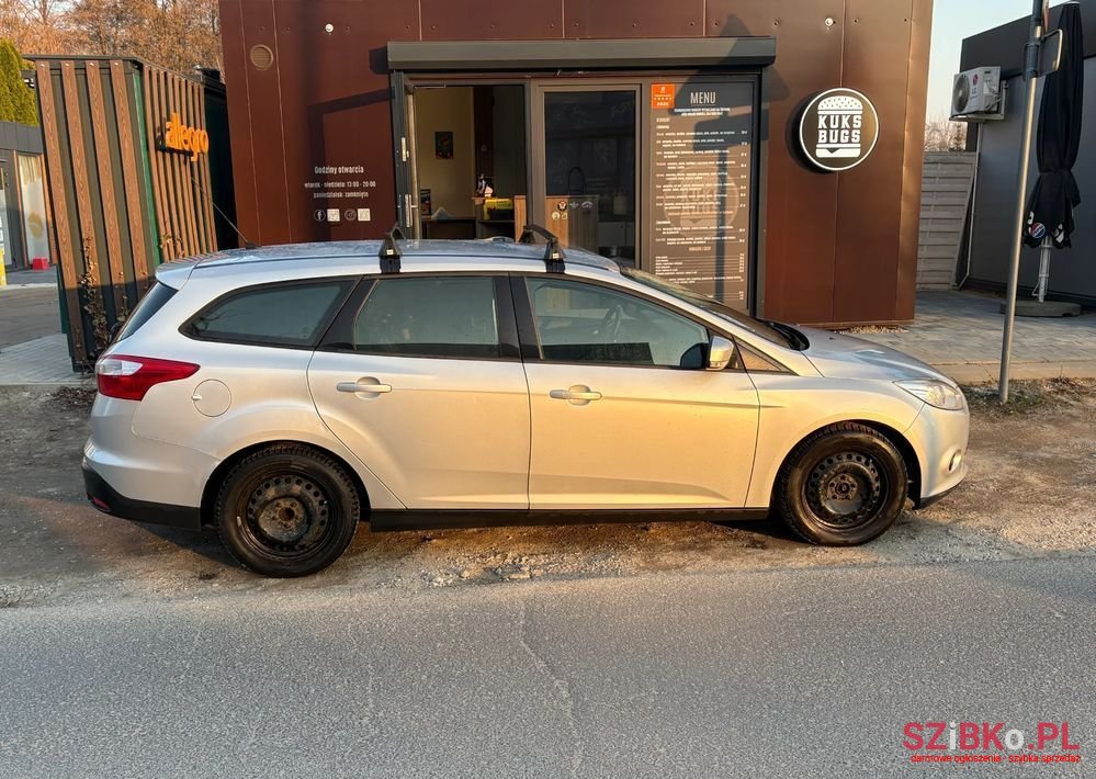 2012' Ford Focus photo #5