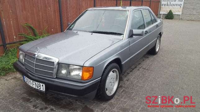 1991' Mercedes-Benz 190 photo #1