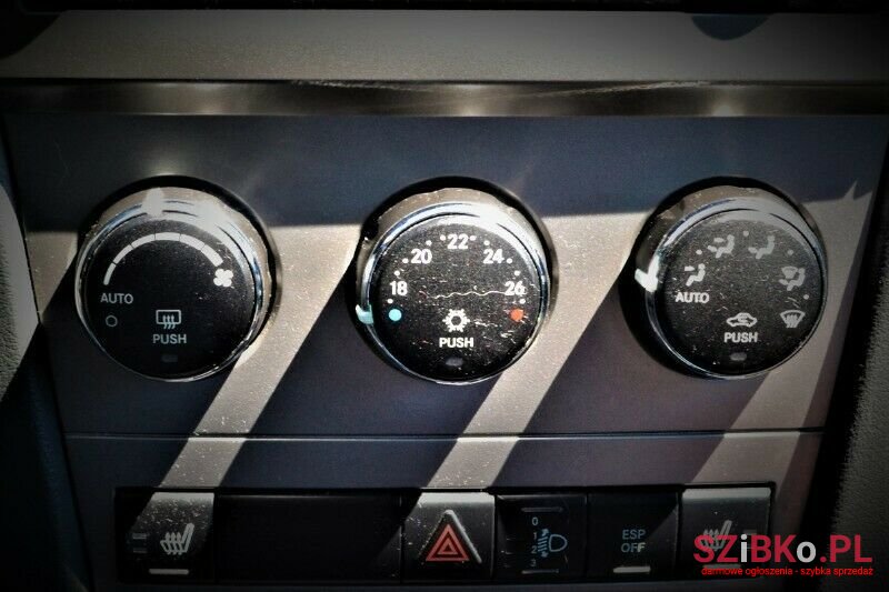 2011' Dodge Avenger photo #5