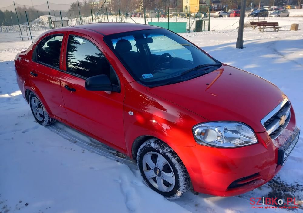 2010' Chevrolet Aveo photo #2