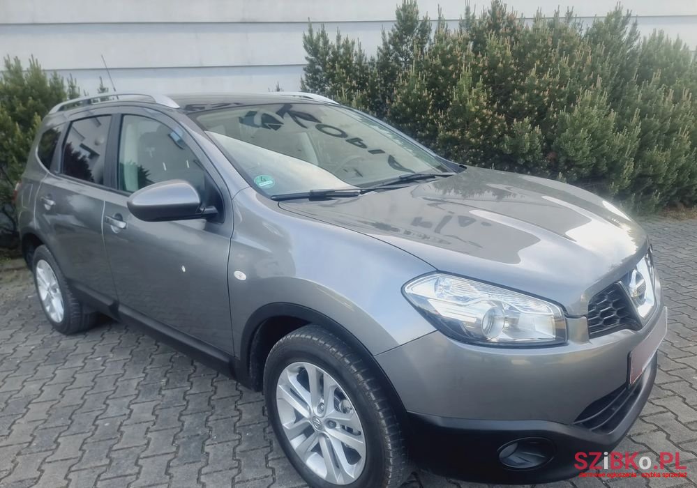 2012' Nissan Qashqai 2.0 Tekna photo #2