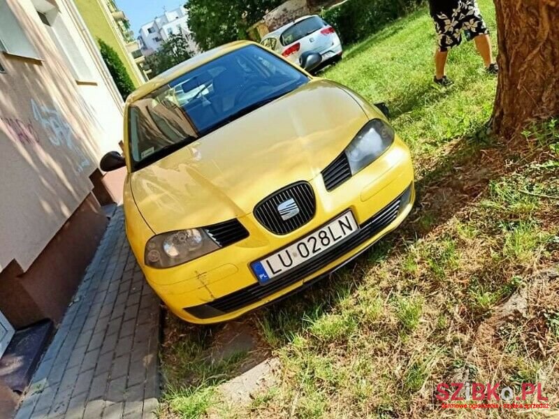 2003' SEAT Ibiza photo #1
