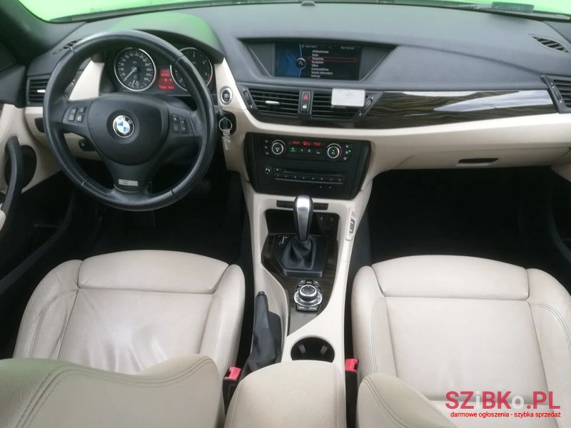 2011' BMW X1 Xdrive20D photo #5