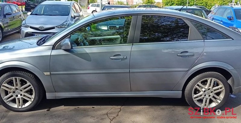 2004' Opel Vectra 1.8 Gts photo #3