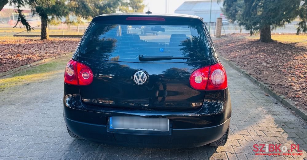 2005' Volkswagen Golf 1.6 Fsi Q-Line photo #3