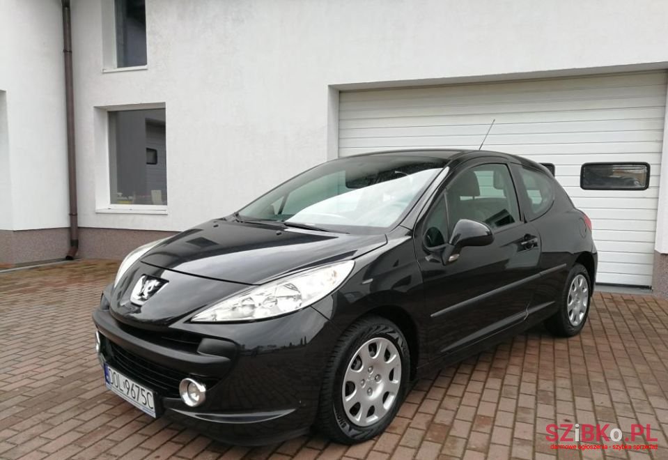 2009' Peugeot 207 photo #4