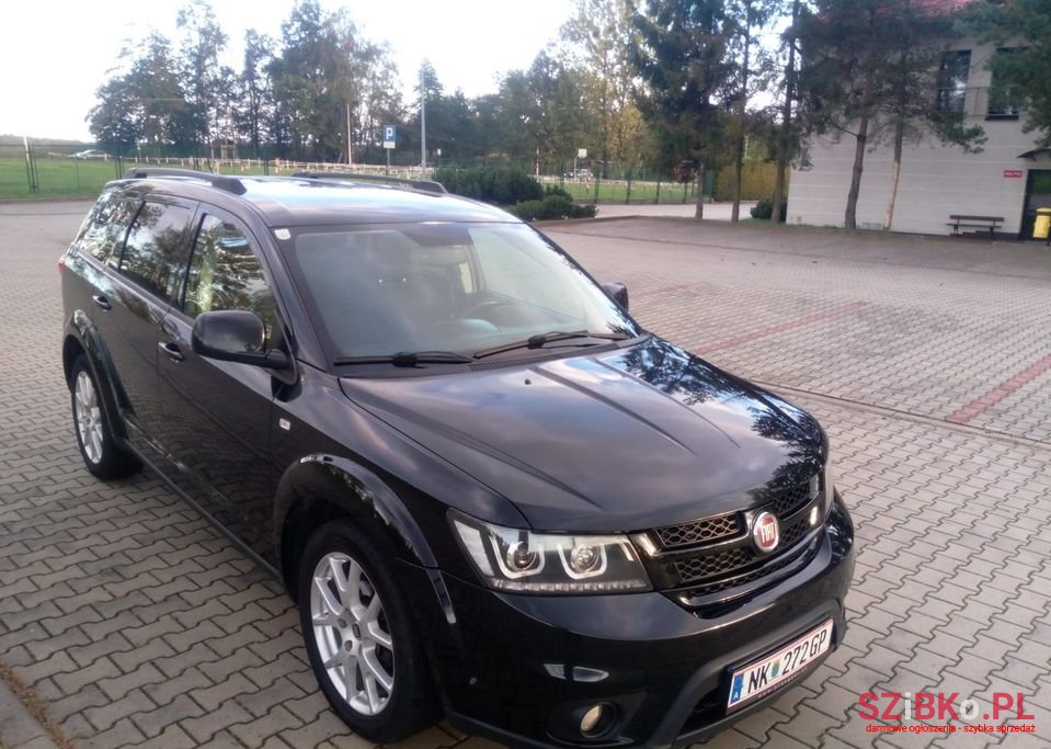 2012' Fiat Freemont photo #1