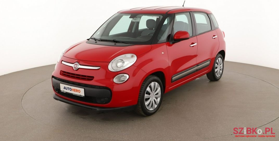 2013' Fiat 500L photo #1