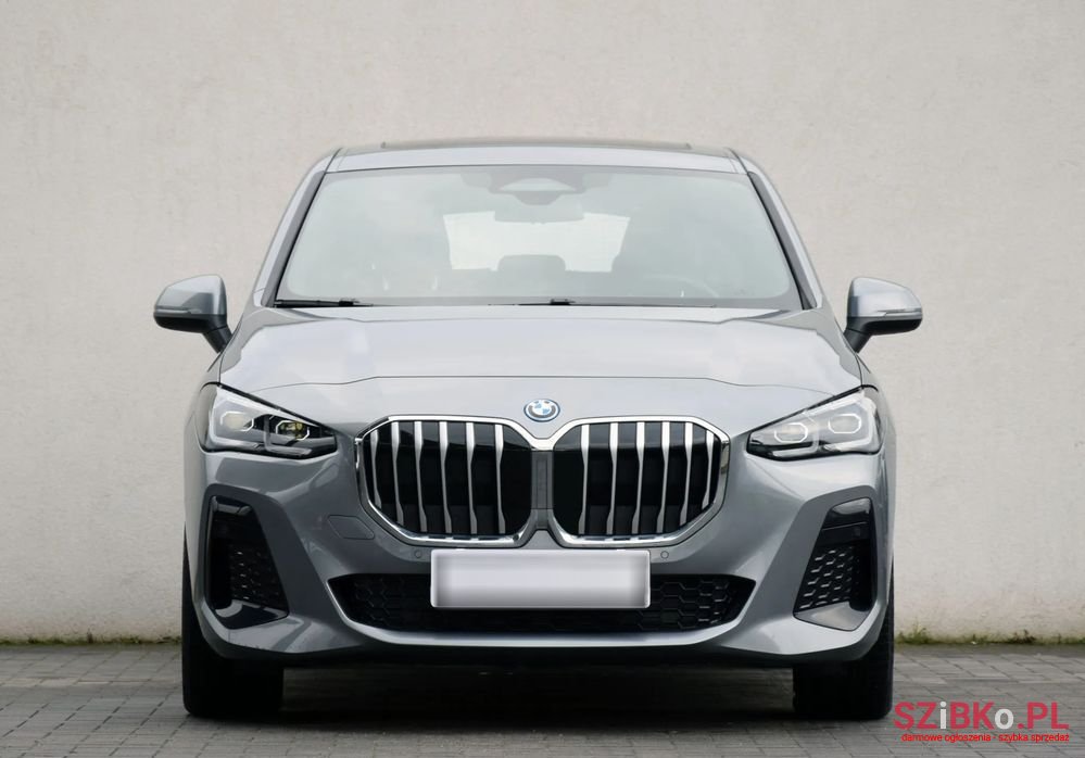 2023' BMW 2 Series photo #4