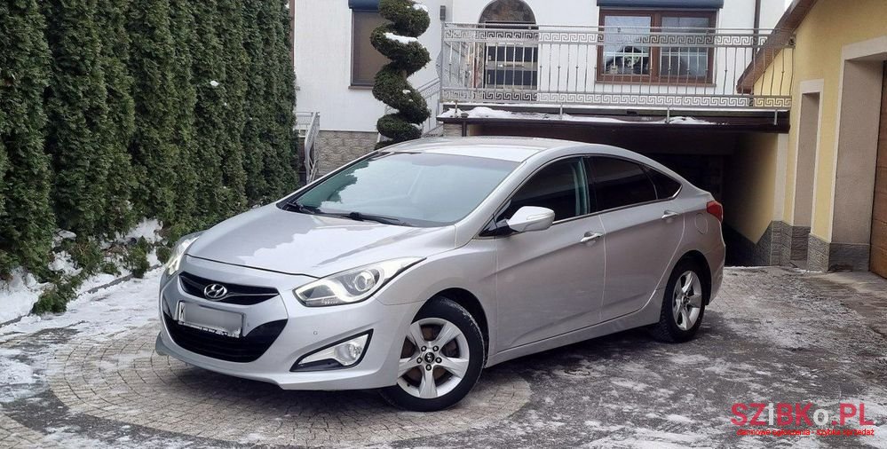 2012' Hyundai i40 photo #2