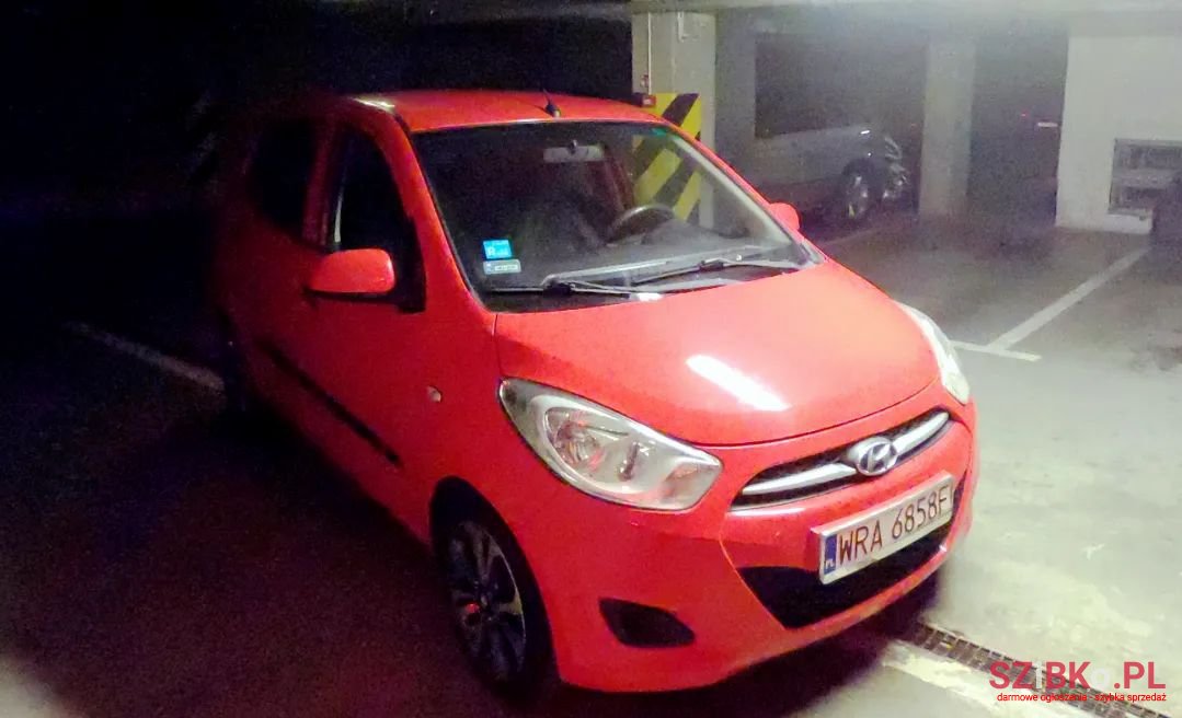 2012' Hyundai i10 photo #2