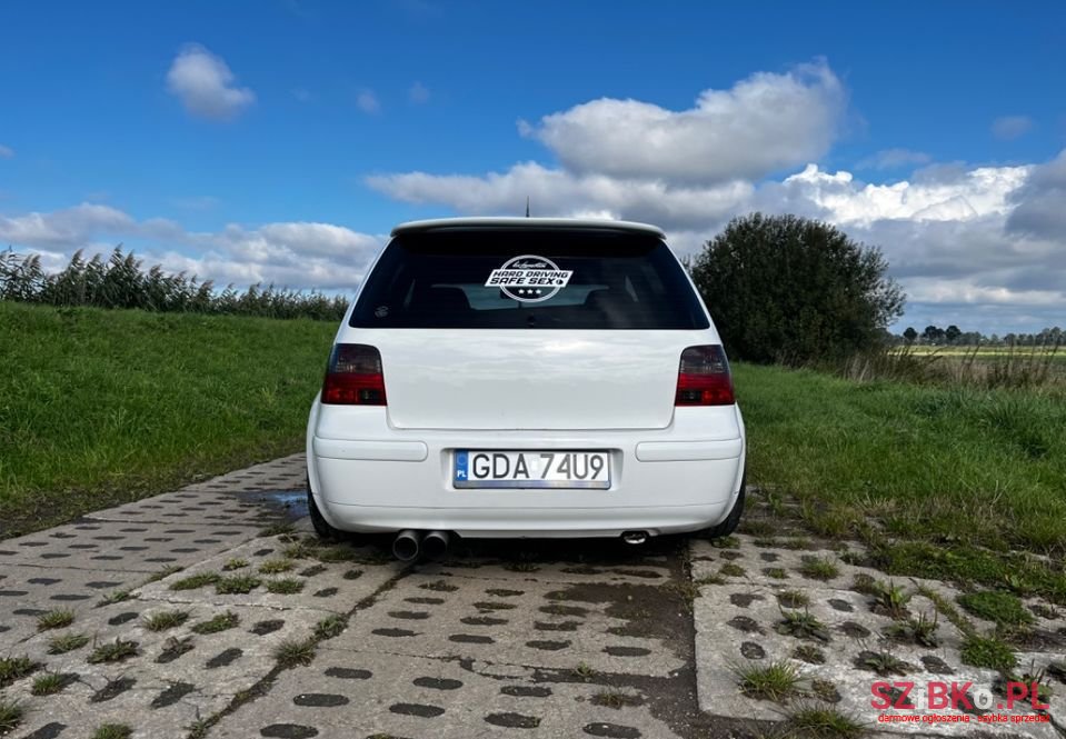 1998' Volkswagen Golf photo #4