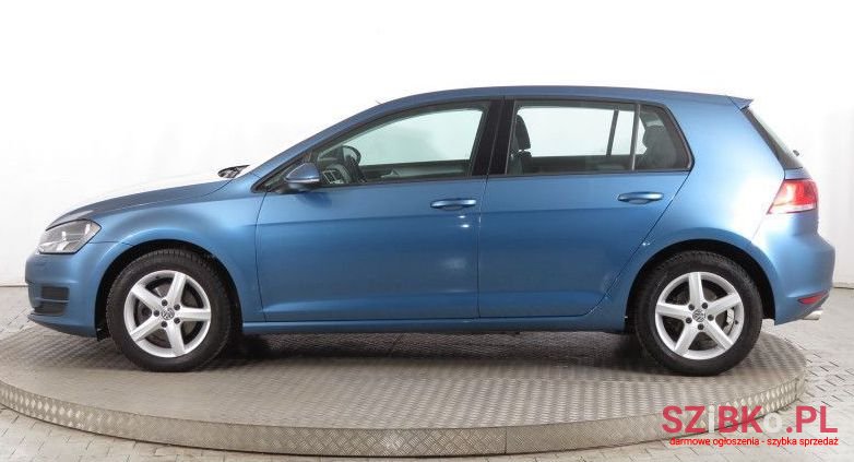 2014' Volkswagen Golf photo #2